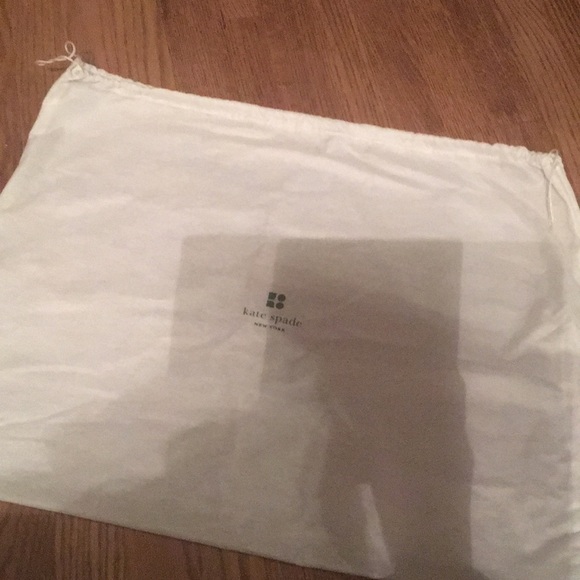 Kate Spade - Picture 3 of 8